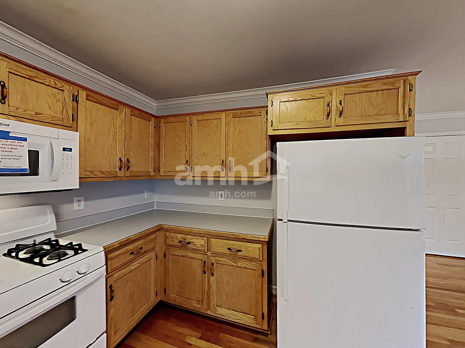 4 bed, 2.5 bath, 2149 sqft, $2,995 — Photo 3