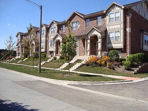1st image of 400 Eric Dr Unit 400