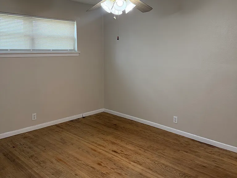 3253 Millmar Dr — Photo 8