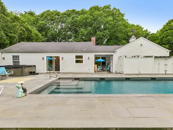 80 Toilsome Ln, East Hampton, NY 11937