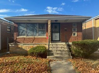 9822 S Indiana Ave, Chicago, IL 60628