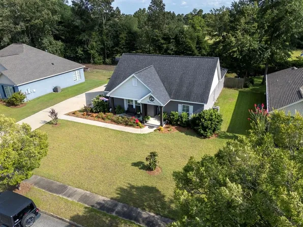 93 Memory Ln, Eufaula, AL 36027