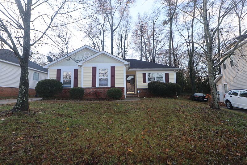 1st image of 3715 Bullard St