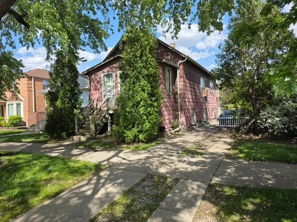 5521 N Mont Clare Ave, Chicago, IL 60656