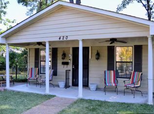 420 McElroy Rd, Memphis, TN 38120