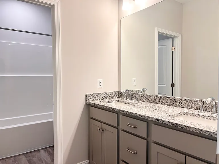 8024 Climbing Ivy Ct — Photo 11