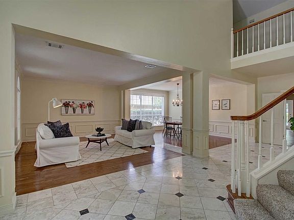 5th image of 5021 River Bluff Dr
