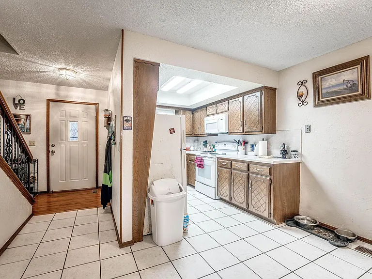 9907 Mashburn Blvd — Photo 9