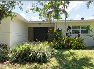 17500 SW 90th Ave, Palmetto Bay, FL 33157