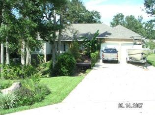 3037 Magnolia Ln, Ocean Springs, MS 39564