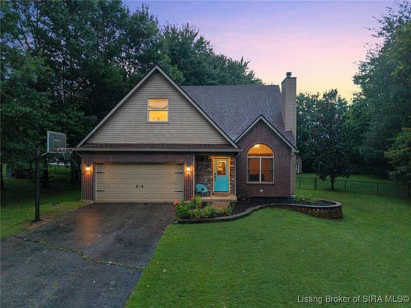 2nd image of 5006 Four Leaf Court