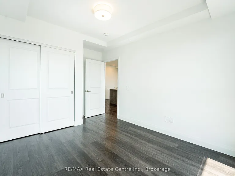 1333 Weber St E #1306 — Photo 8