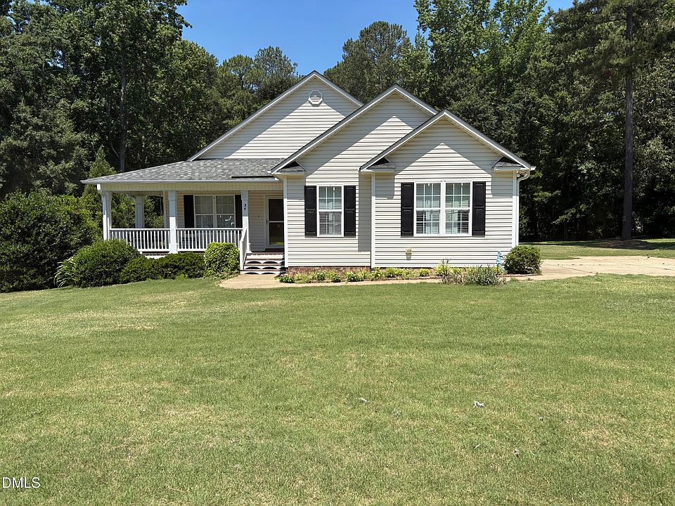 1st image of 34 Cashew Ln