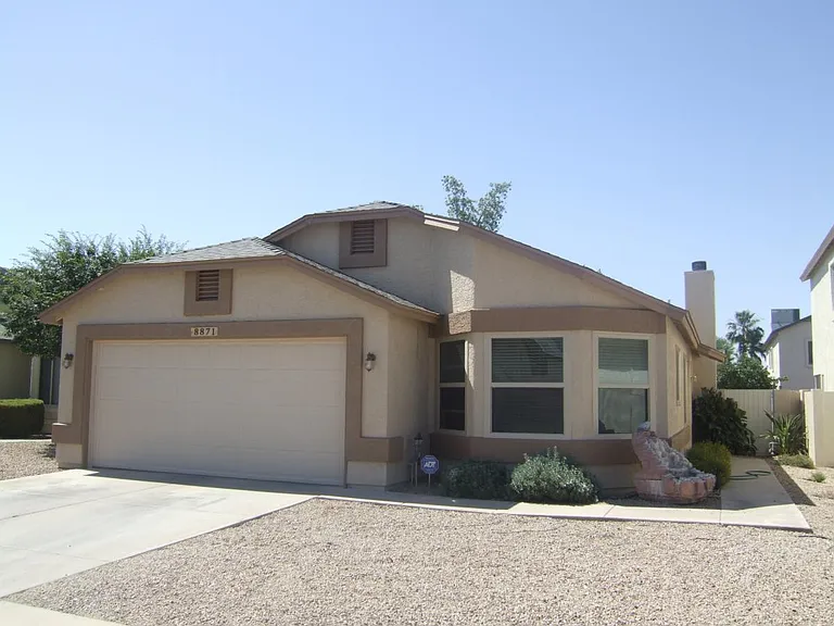 8871 W Michelle Dr — Photo 1