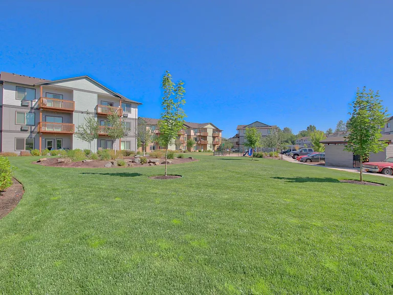 The Reserve at Hawk's Ridge — Photo 19
