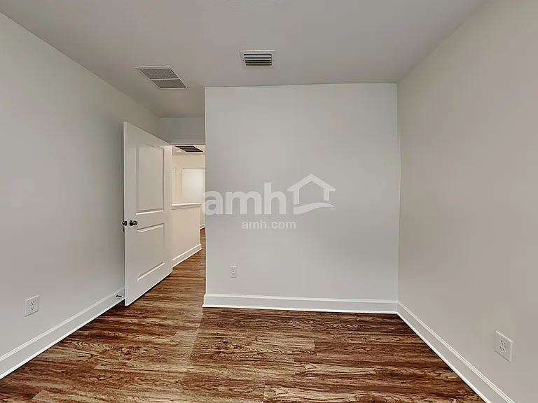 5921 Hampton Creek Rd — Photo 24