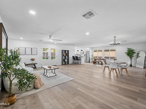 3934 W GLENAIRE Drive, Phoenix, AZ 85053
