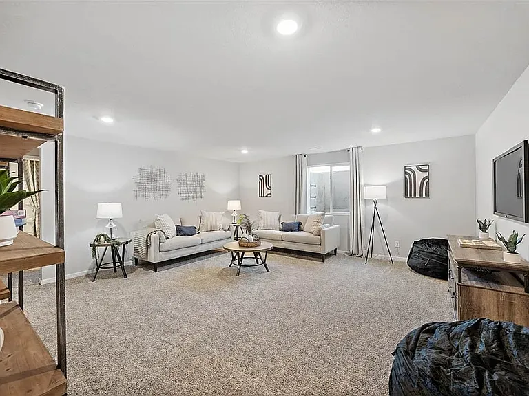 1407 NE Crossing Oaks Dr — Photo 23