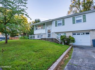 22 Dina Place, Jackson, NJ 08527