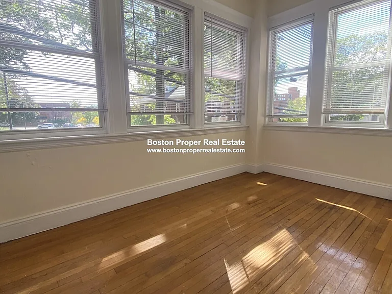 19 Melvin Ave #12 — Photo 5