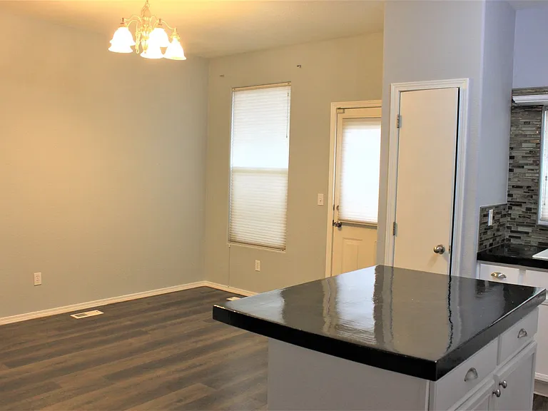 10574 Country Park Point — Photo 7