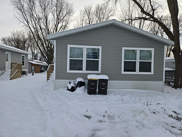 Listing photo