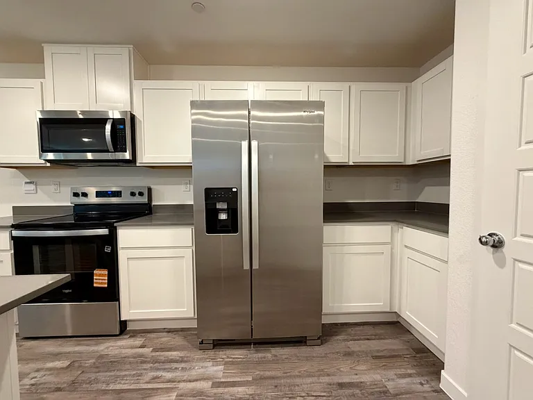 917 Violet Heron St — Photo 13