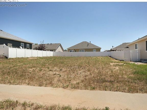 5th image of 3326 Merlot St