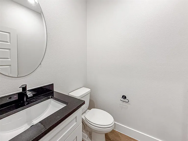 5601 Mobeetie Loop — Photo 7