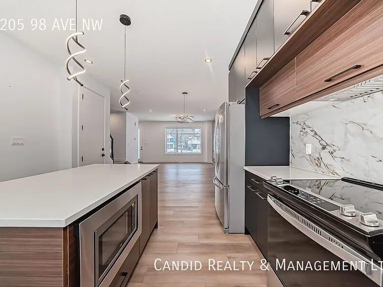 8205 98th Ave NW — Photo 7