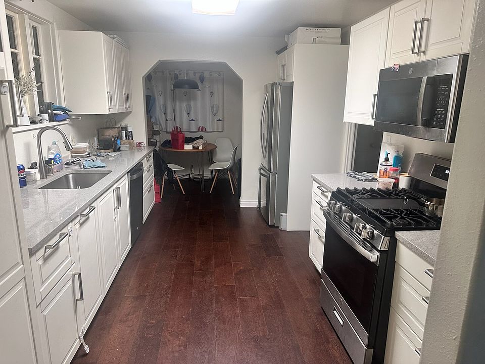 1st image of 612 Kennebeck Ave N
