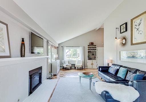 2nd image of 1014 Croton Dr