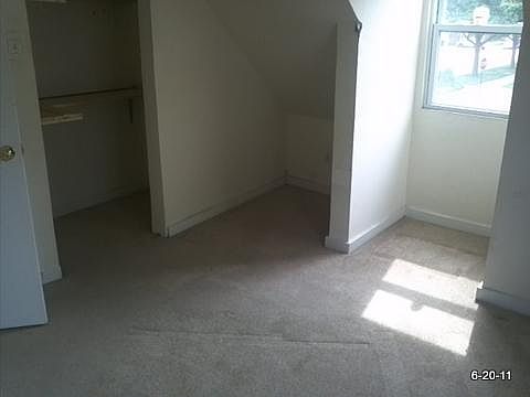 2nd image of 10159 S Yates Blvd