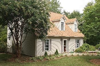 3rd image of 269 Jameswood Dr