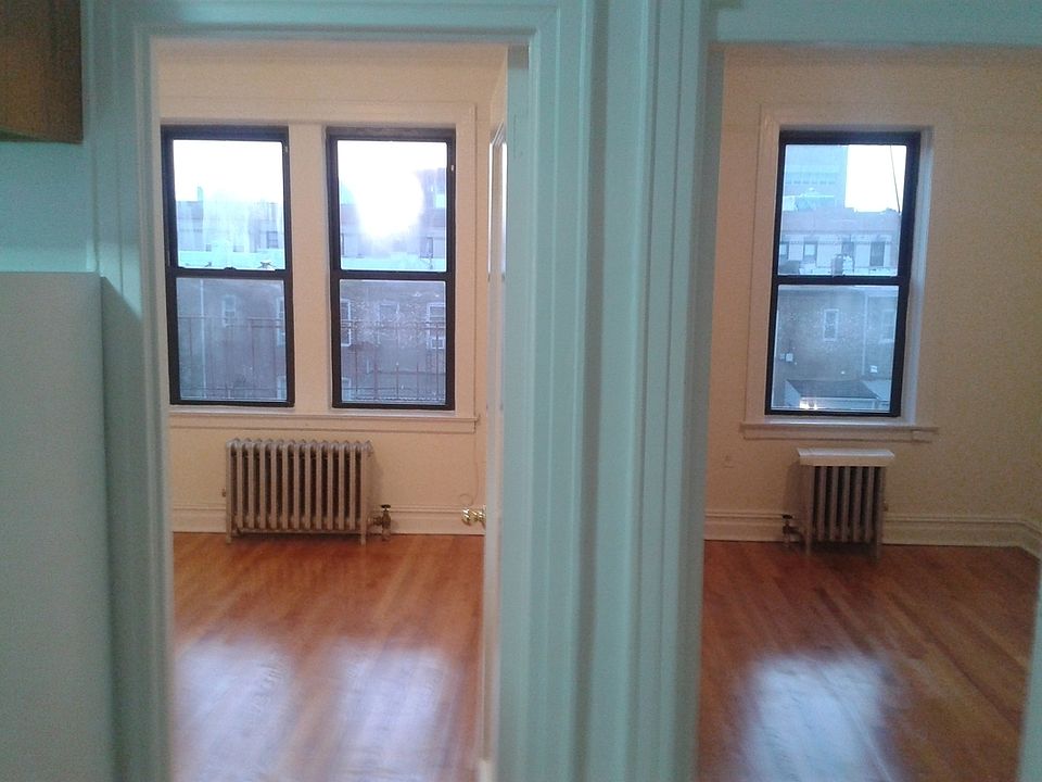 2nd image of 3058 45th St APT 3F