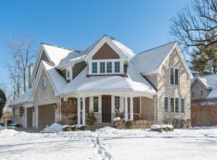 941 Beverly Pl, Deerfield, IL