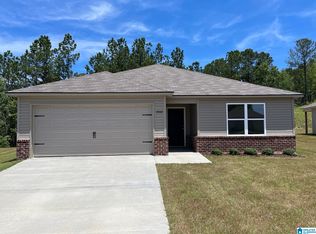 2060 W Middlebrooke Xing, Odenville, AL 35120