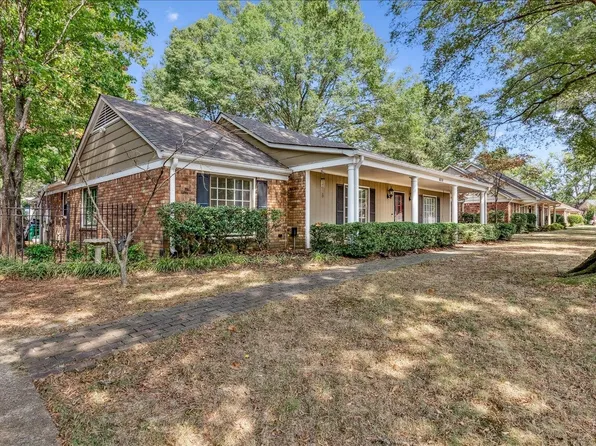 8018 Cross Pike Dr, Germantown, TN 38138