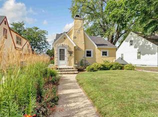 1583 Ellis St, Green Bay, WI 54302