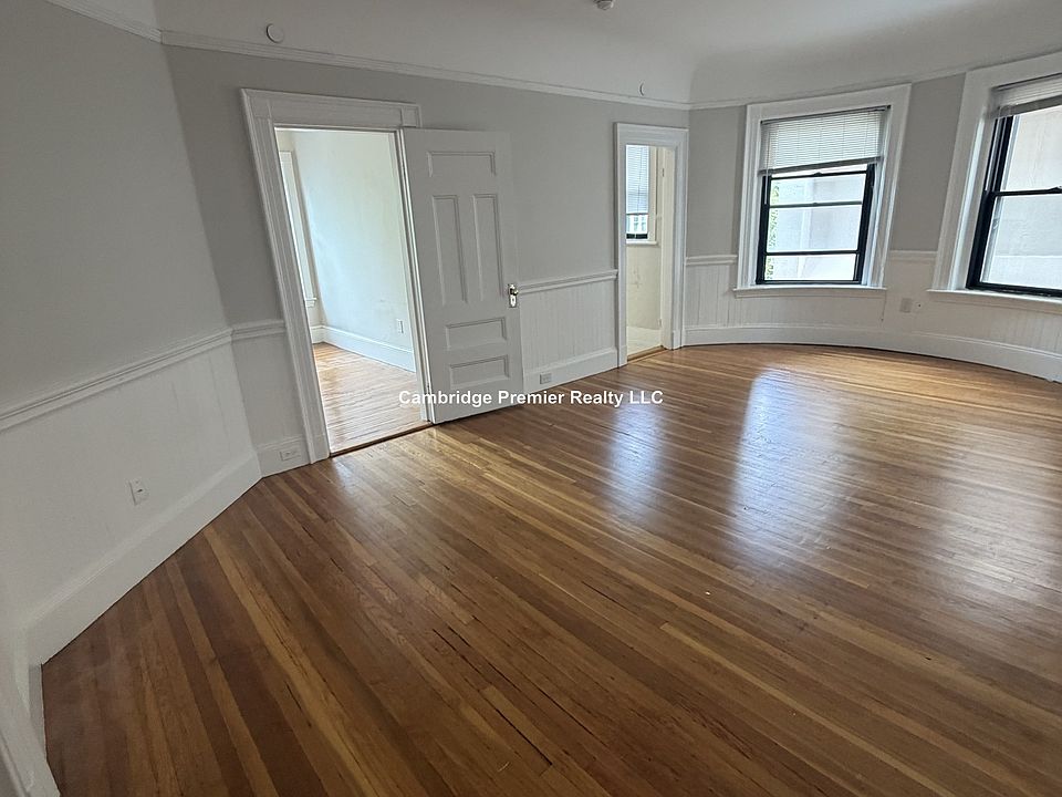 1st image of 885 Massachusetts Ave #42