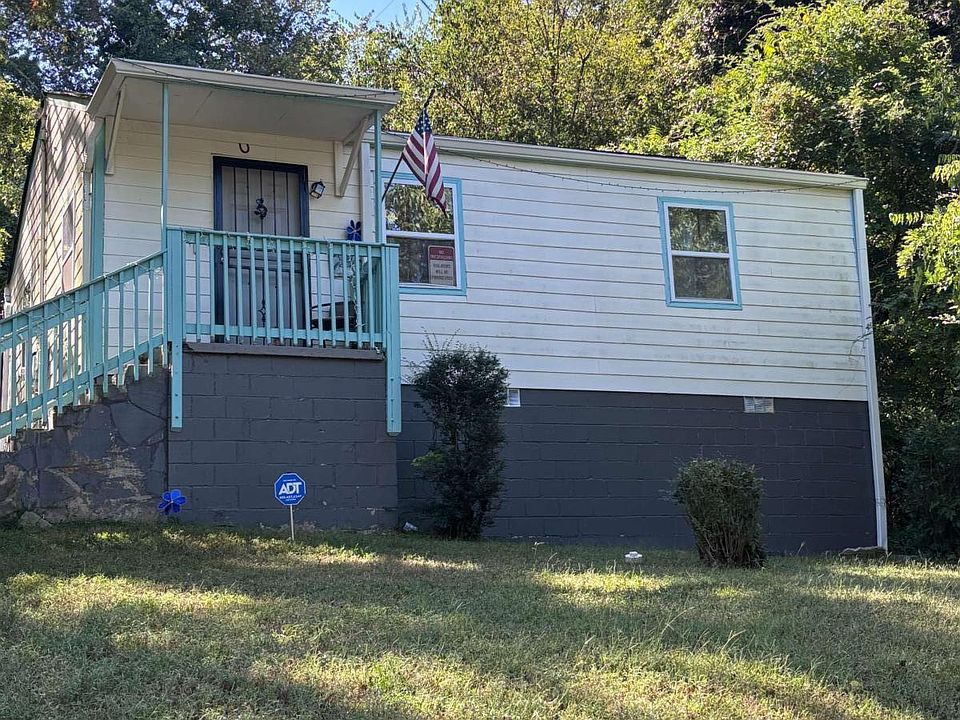 1st image of 250 Morris Brown Ave NW