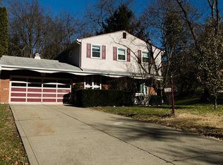 3266 Appel Rd, Bethel Park, PA 15102