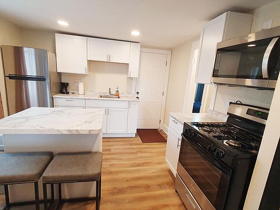 4th image of 4432 W 53rd St Floor 2