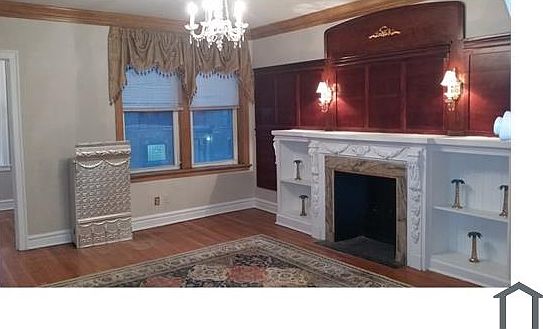 1st image of 7000 S Paxton Ave #1N