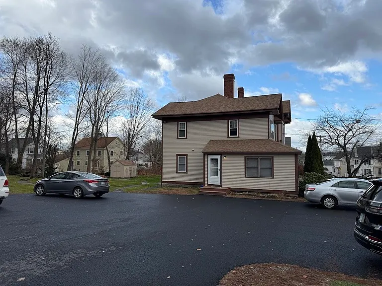 84 Warren St #1 — Photo 11