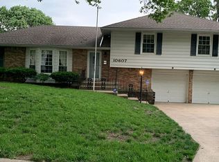 10607 Spruce Ave, Kansas City, MO 64137