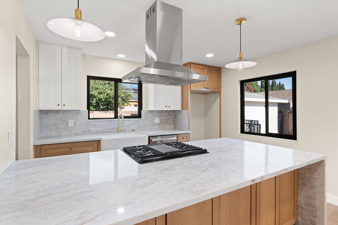 next background image