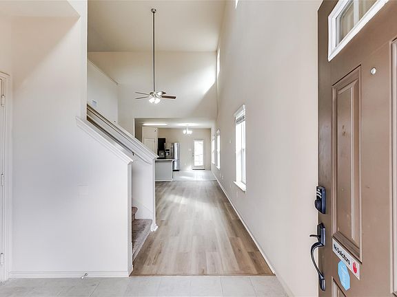 4th image of 125 Wedgewood Way