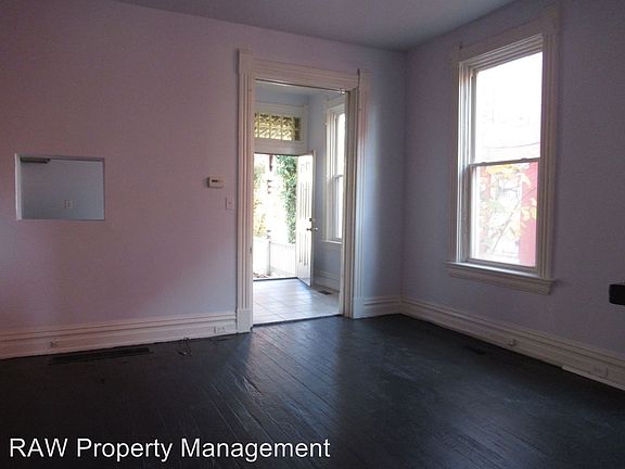 5th image of 1917 Hewitt Ave #1
