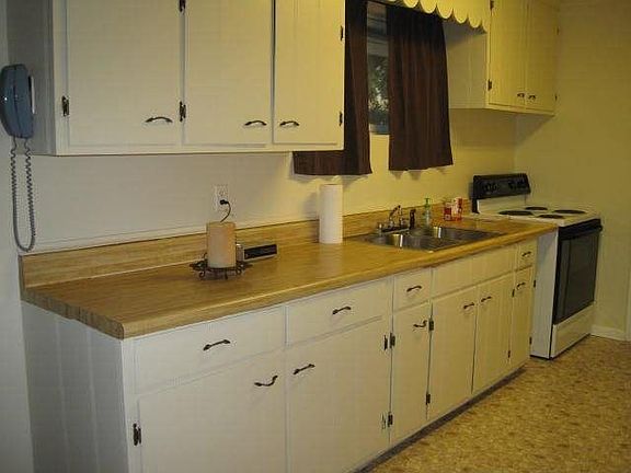 3rd image of 636 Herring Dr
